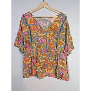 NWOT Rusttydusty Plus Blouse- Size 3XL Top Floral V-neck Pastel Fall N62‎